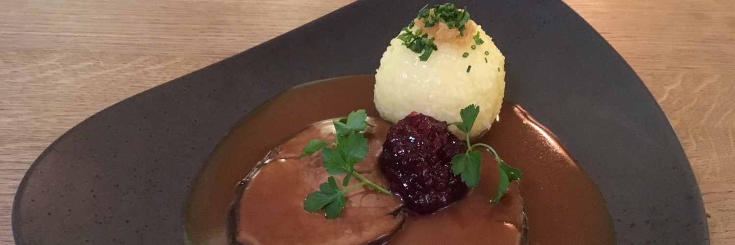 Böfflamott (Rinderschmorbraten) mit Kartoffelknödel