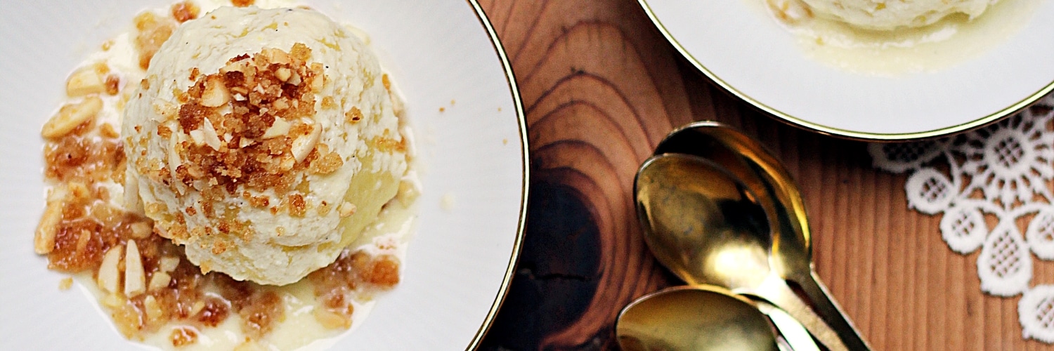 Bratapfelknödel mit Zimtbutterbröseln