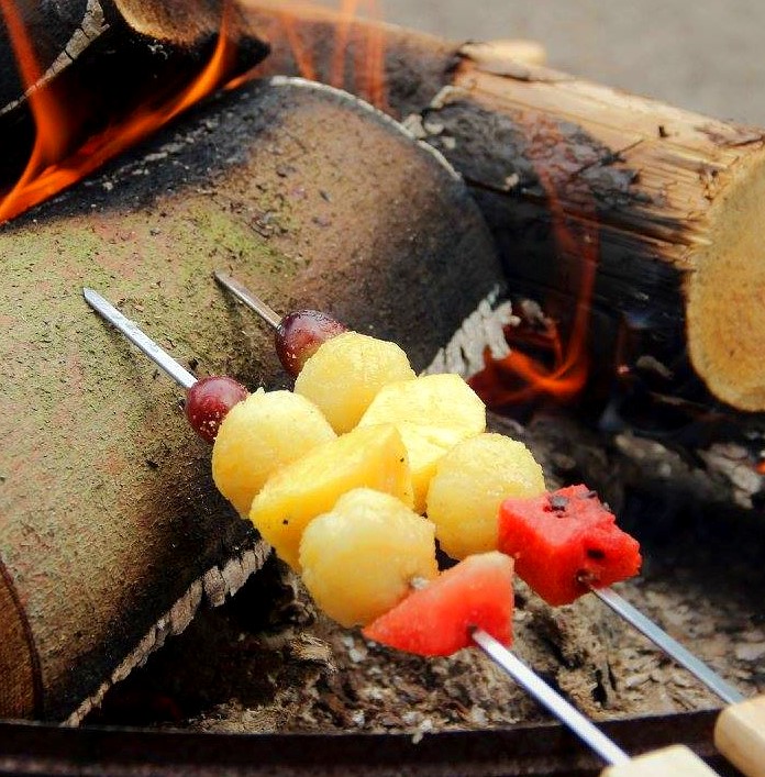 Gegrillte Knödelinos®-Spieße