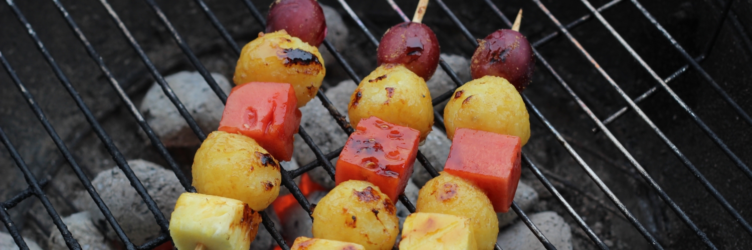 Gegrillte Knödelinos®-Spieße