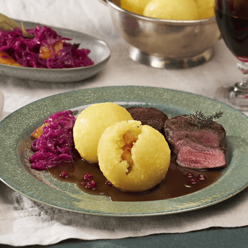 Hirschsteaks mit Kartoffelknödel