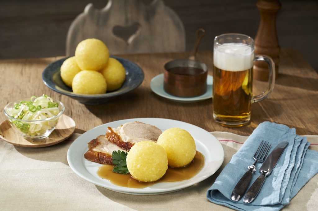 Schweinebraten mit Kartoffelknödel