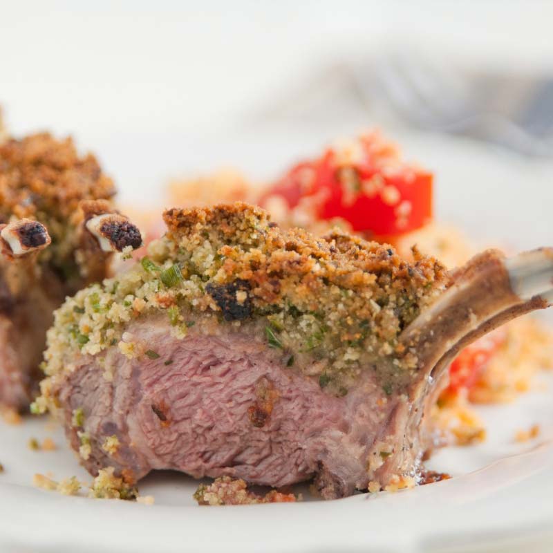 Osterrezept - Juradistl-Lammrücken mit Senf-Kräuterkruste