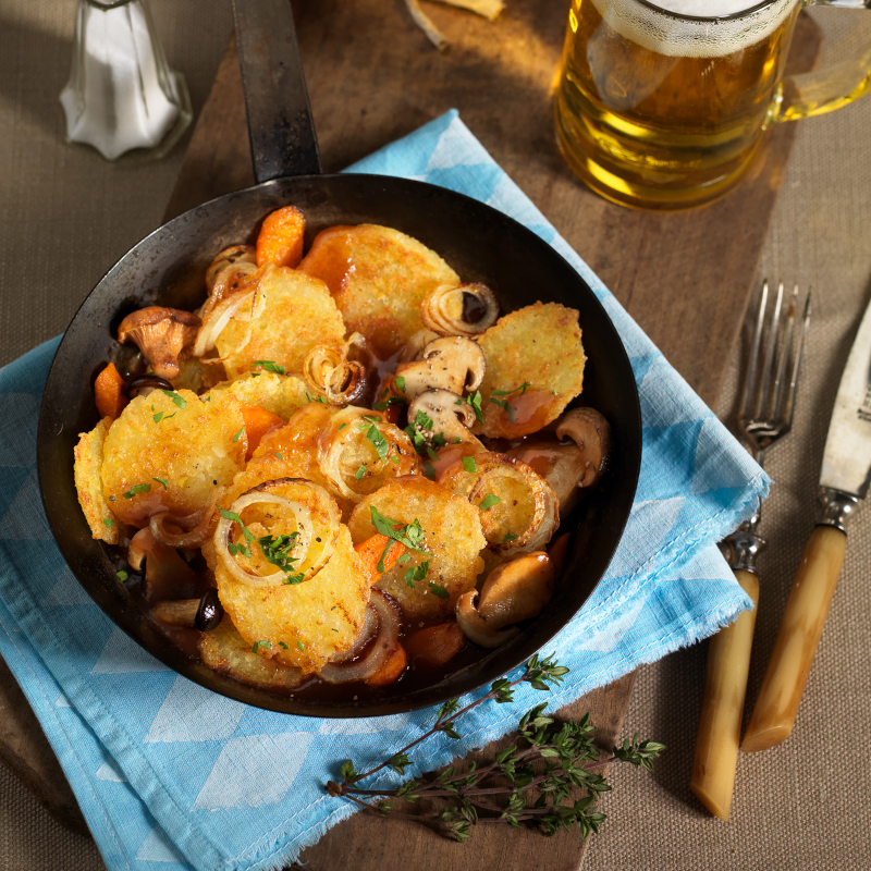 knusprige Knödelrösti mit Gemüse