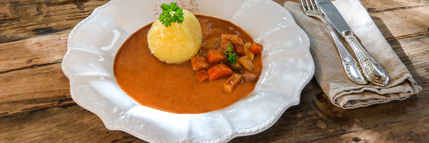 Vegane Bratensoße mit Knödel