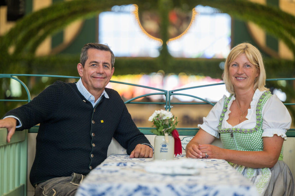 Timo Burger und Christina Weiß auf der Wiesn
