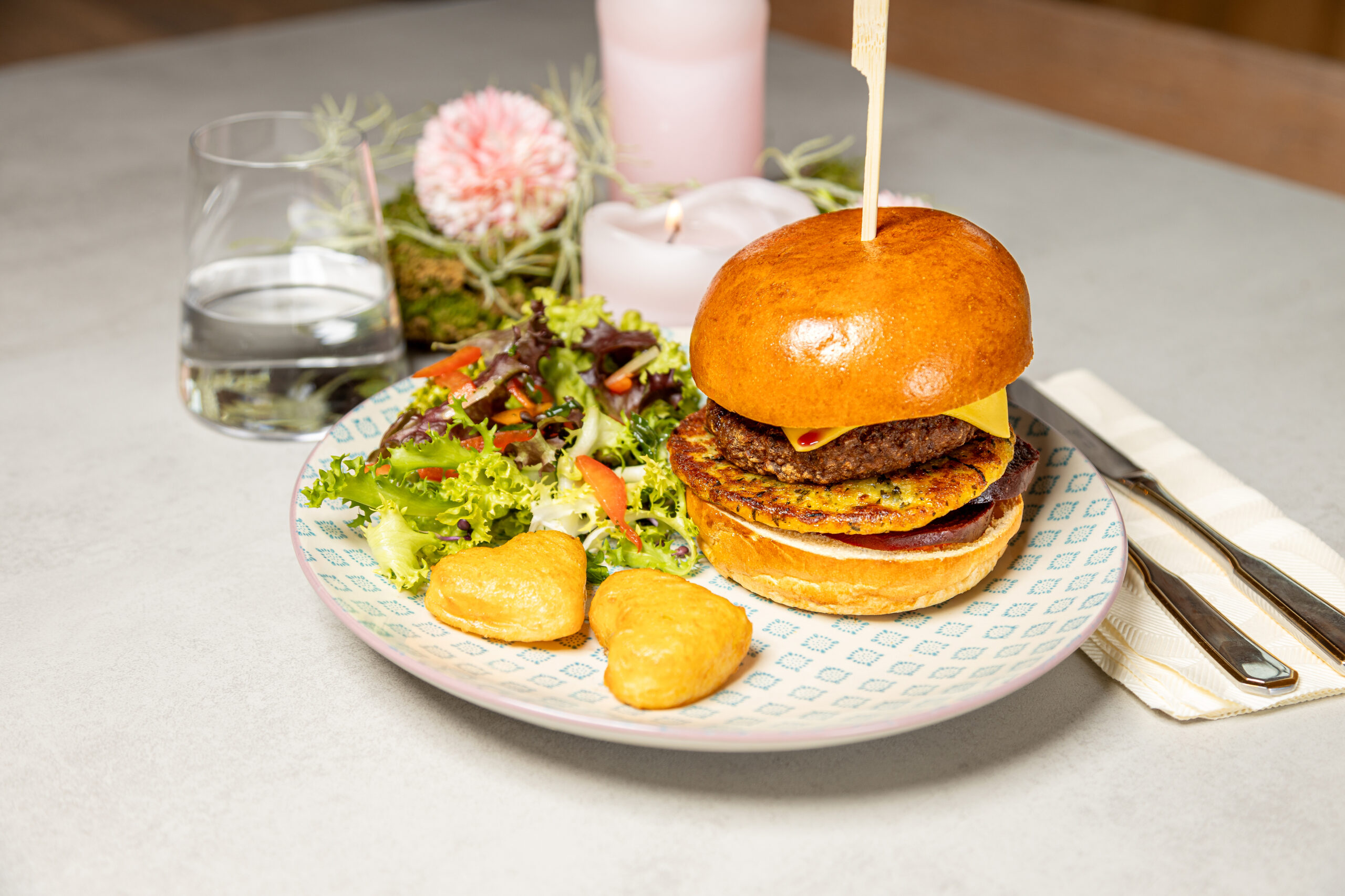 Burgis Roundies in einem Burger