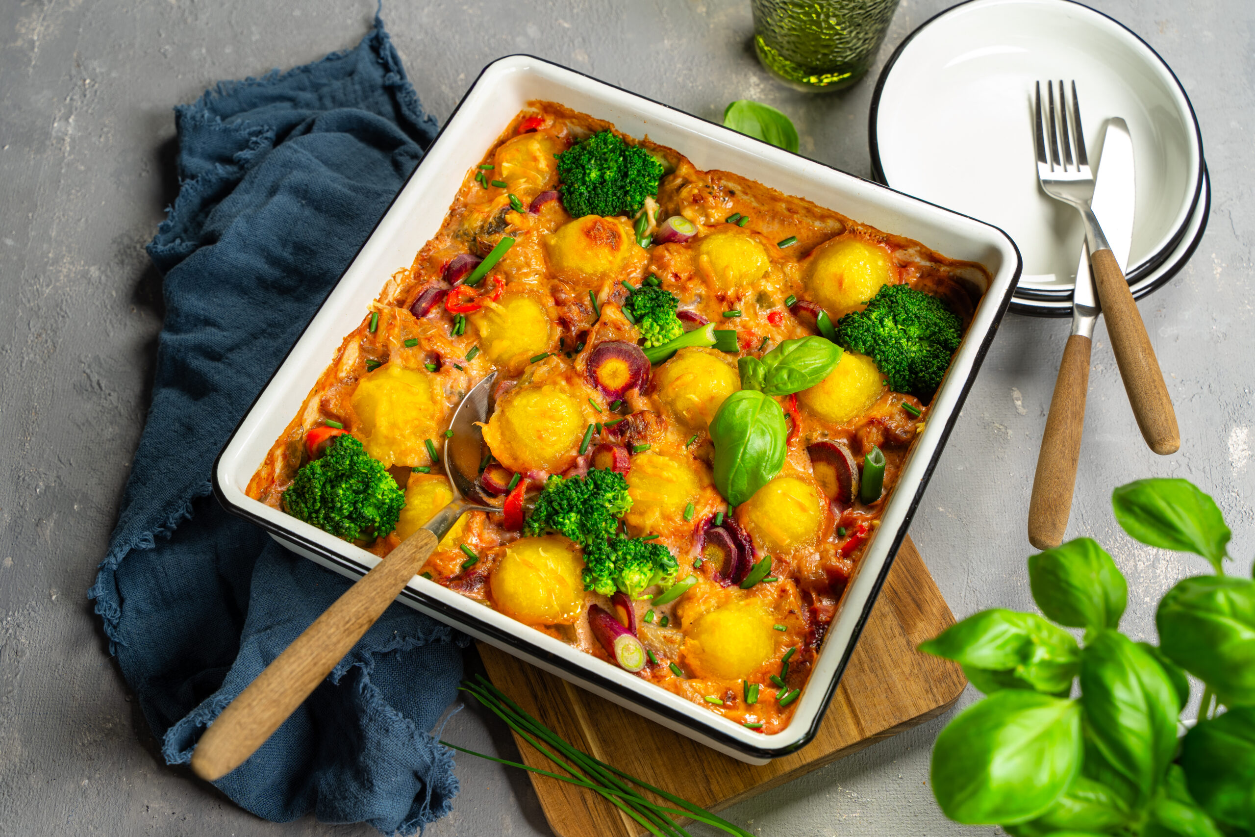 Frühlingsgemüse-Gratin mit Knödelinos®