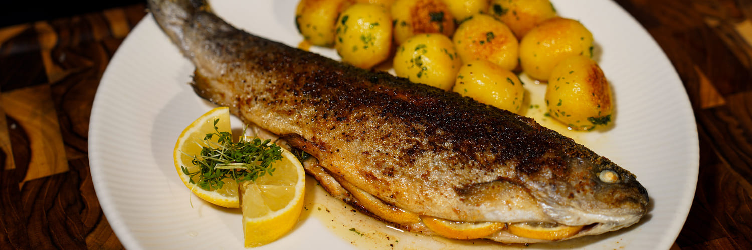 Forelle im Ganzen mit Knödelinos®